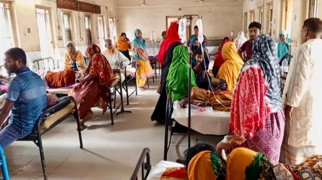 ঈশ্বরদী ইপিজেডের খাবার খেয়ে শতাধিক শ্রমিক হাসপাতালে