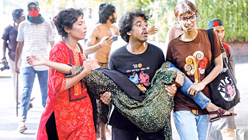 হলগুলো ছাত্রলীগমুক্ত হলো রক্ত দিয়ে