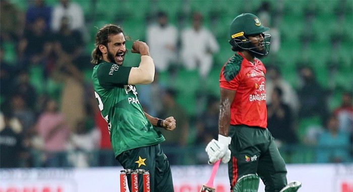 ব্যাটিং ব্যর্থতায় পাকিস্তানের কাছে হেরে সিরিজ শুরু বাংলাদেশের