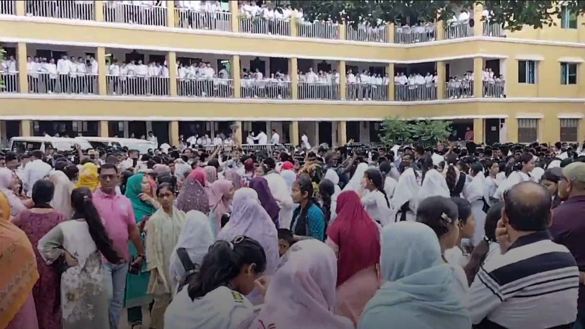 এসএসসির ফলাফলে দেশসেরা নরসিংদীর এনকেএম স্কুল