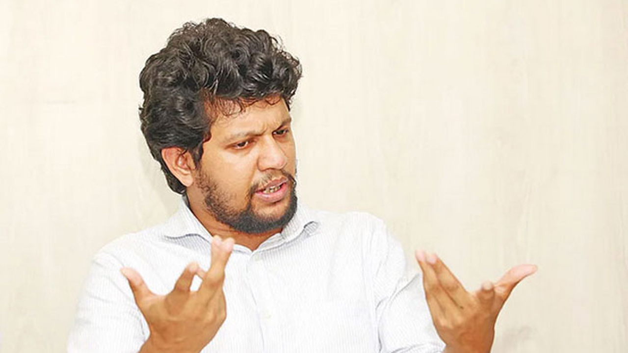 আওয়ামী লীগ নিষিদ্ধ নিয়ে যা বললেন মাহফুজ আলম