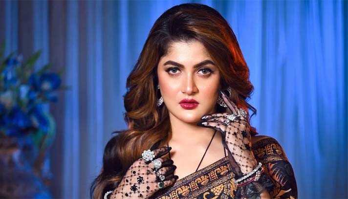 আমি ওরকম টিপিকাল শাশুড়ি হবো, একদমই নয়-শ্রাবন্তী