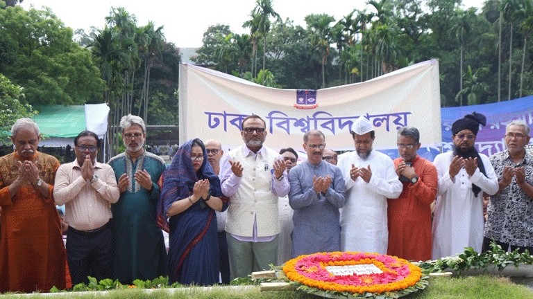 জাতীয় কবির সৌধে সর্বসাধারণের শ্রদ্ধা