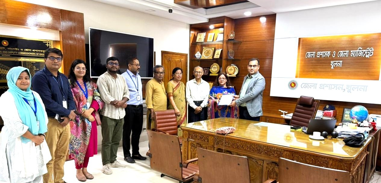 প্লাস্টিক দূষণ রোধে জেলা প্রশাসনে স্মারকলিপি