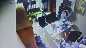 কৃষি কর্মকর্তাকে মারধর করা ছাত্রদল নেতা বহিষ্কার