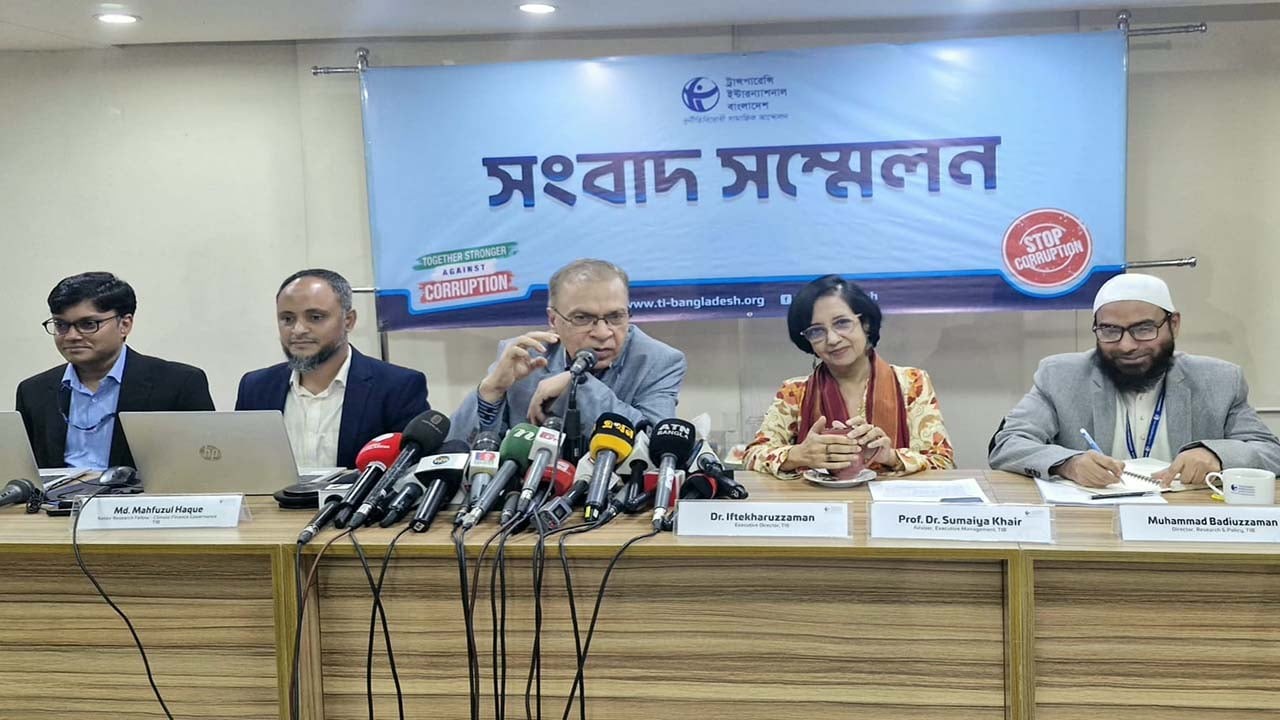 জলবায়ু তহবিলের ২১১০ কোটি টাকার বেশি দুর্নীতি: টিআইবি