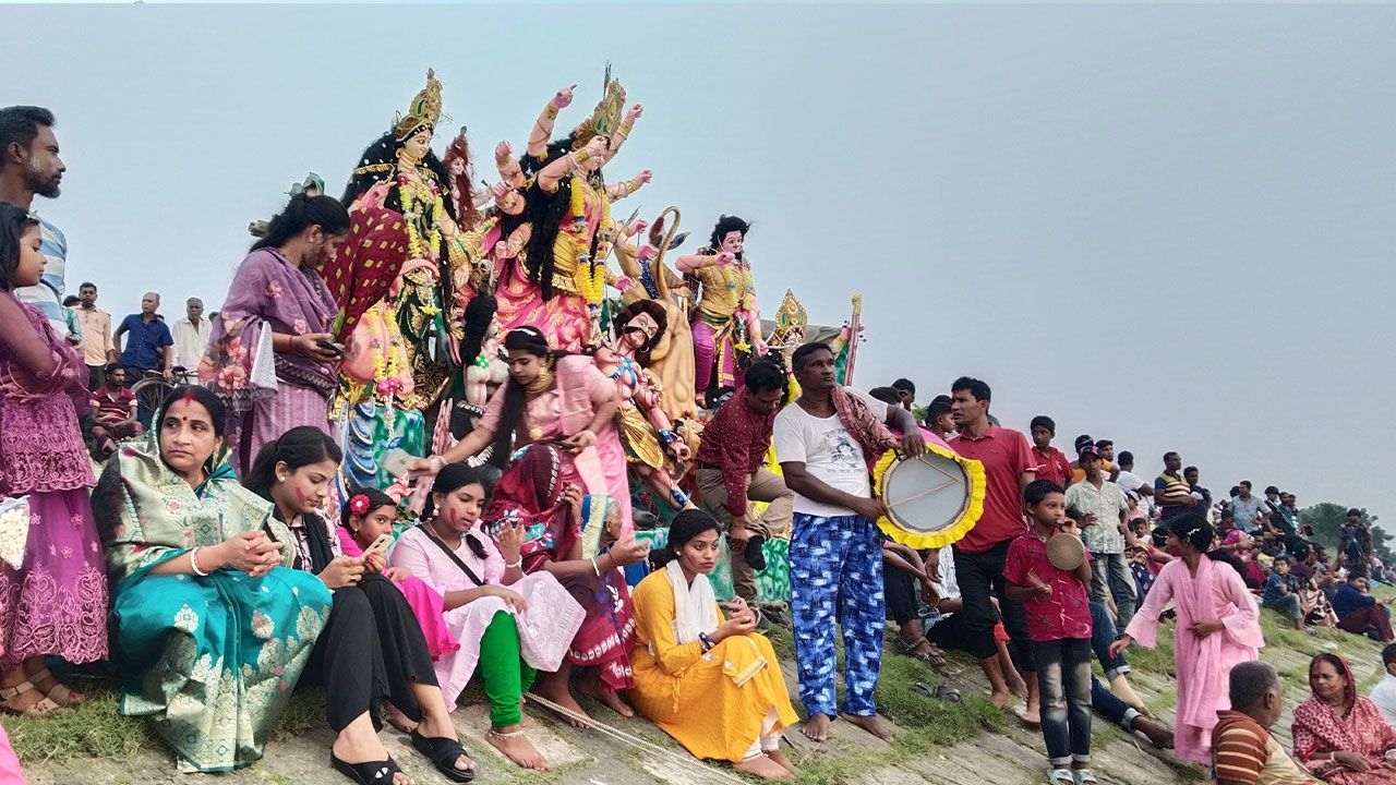 ইছামতী নদীতে এবারও হয়নি দুই বাংলার মিলনমেলা