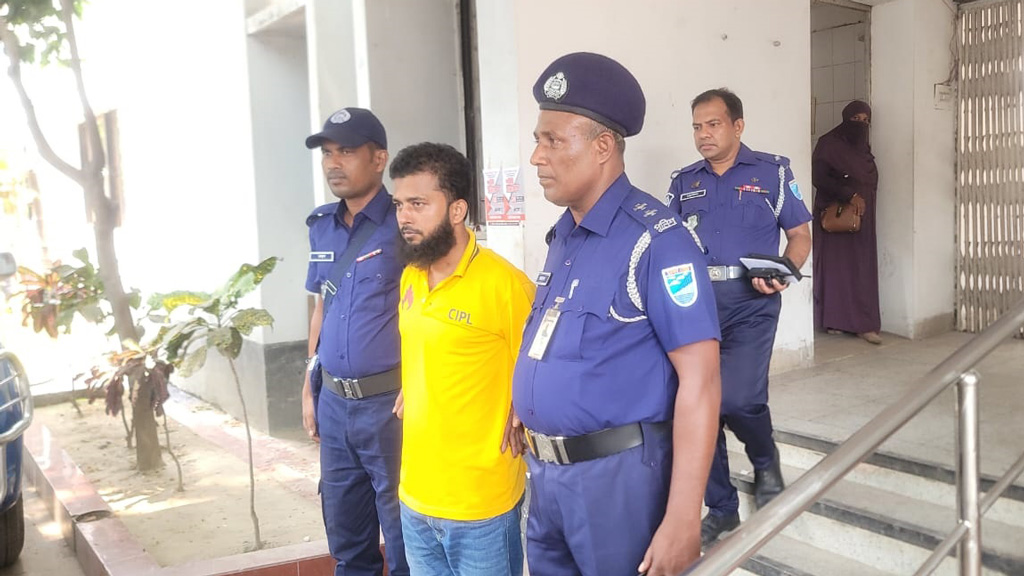 অন্তঃসত্ত্বা স্ত্রীকে বাঁশঝাড়ে নিয়ে খুন