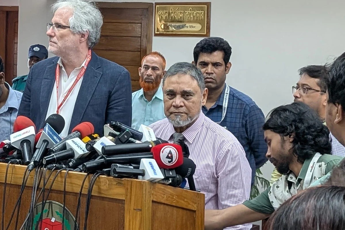 আ’লীগের নিবন্ধন বাতিল প্রসঙ্গে যা বললেন সিইসি