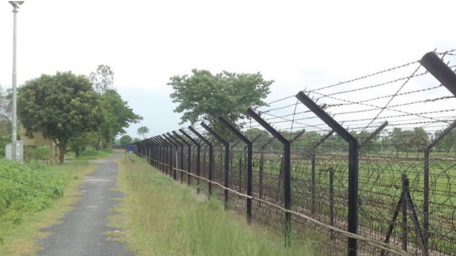 সাতক্ষীরা সীমান্ত দিয়ে ২৩ জনকে পুশইন করল বিএসএফ
