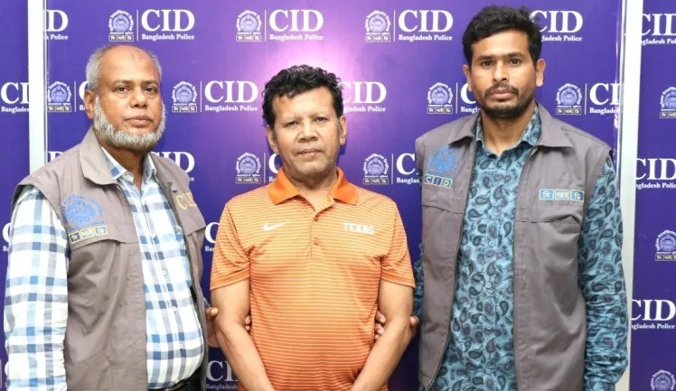 সাবেক মেয়র তাপসের বিশেষ সহকরী গ্রেপ্তার