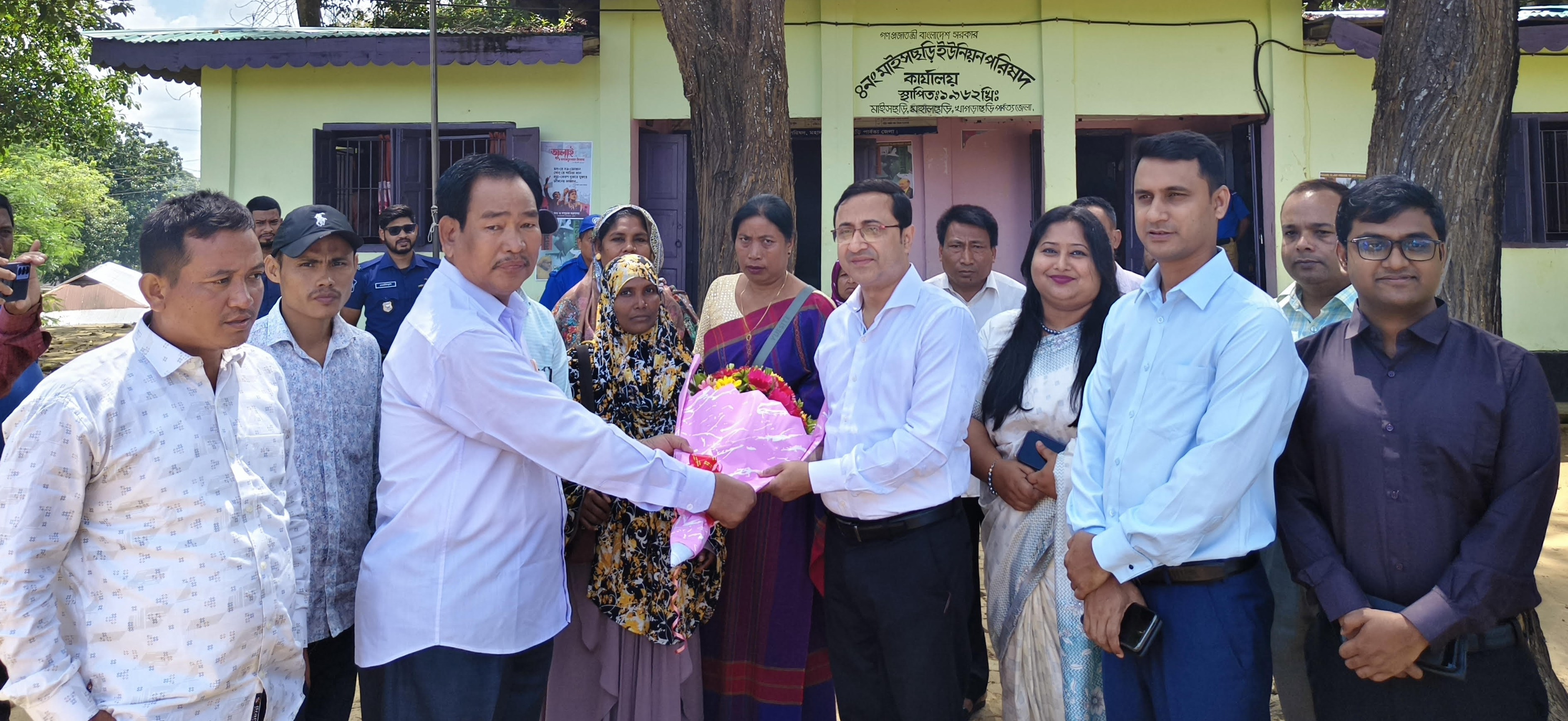 মহালছড়ি সফরে জেলা প্রশাসক: উন্নয়ন ও জনসচেতনতার দিগন্ত উন্মোচন