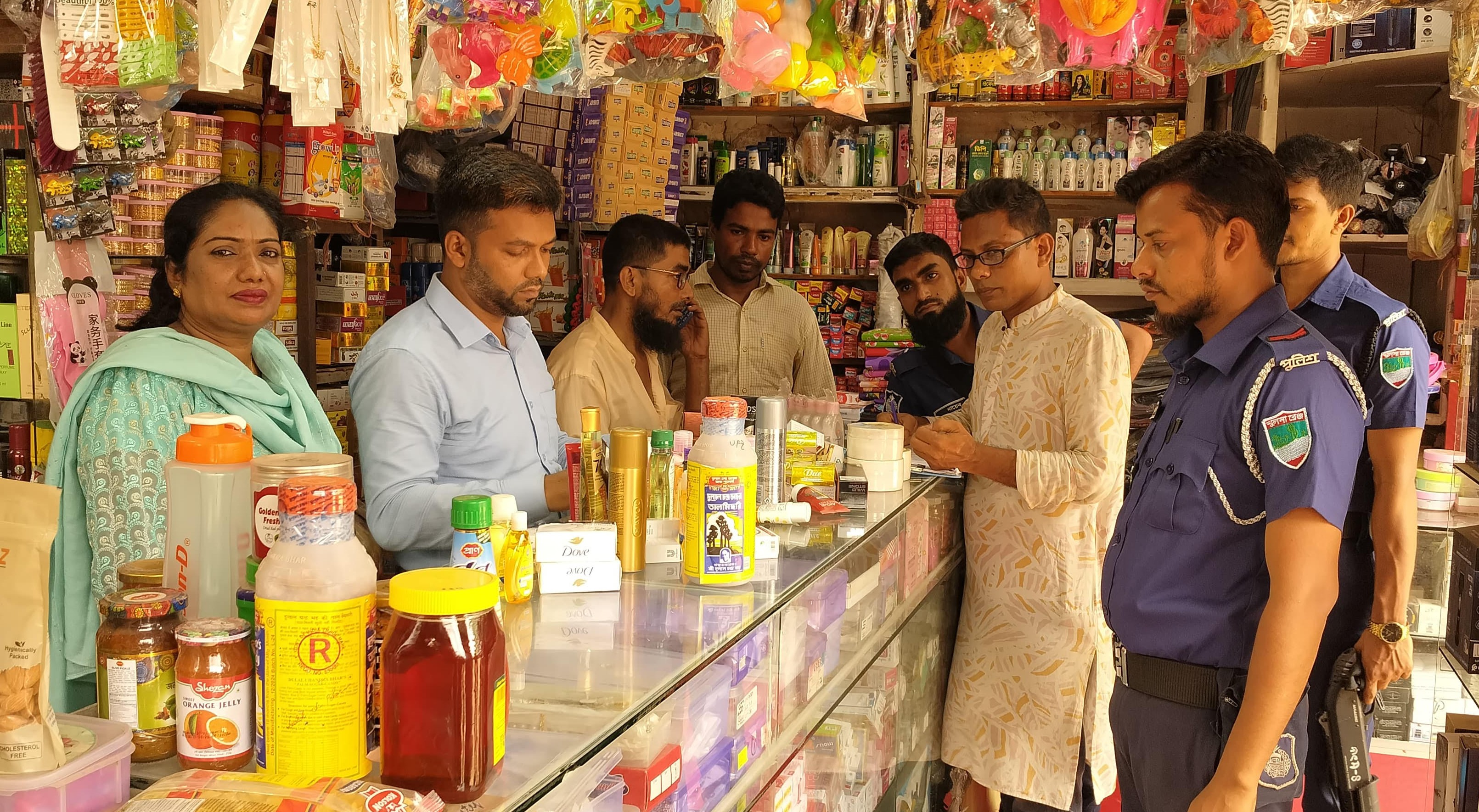 পাটকেলঘাটায় ভোক্তা অধিকার অভিযান, ২০ হাজার টাকা জরিমানা